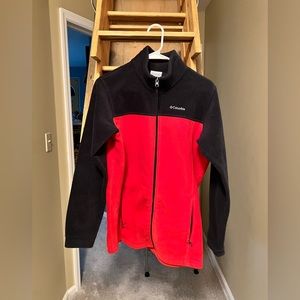Columbia Fleece. Youth boys. Size XL. Color are red and black.